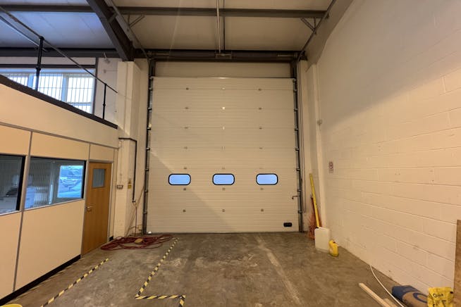 Unit 4 Clifton Centre, Gloucester, Industrial To Let - 20241101_094322637_iOS.jpg Unit 4 Clifton Centre, Gloucester, Industrial To Let - 20241101_094322637_iOS.jpg