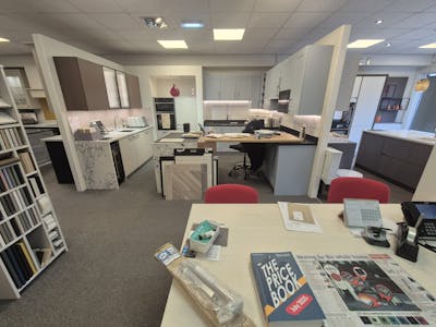 Unit 1B, Stockport, Retail To Let - 20260213_111509.jpg