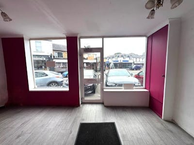 8 The Broadway, Woking, Retail To Let - frfffff.jpg