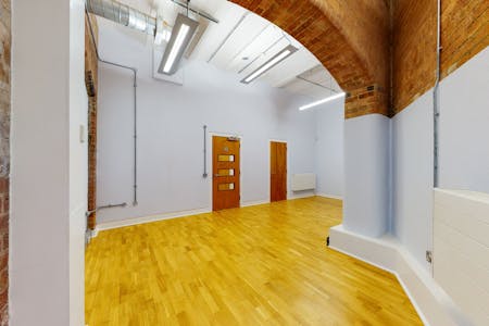 (Ground Floor)  1 Lorenzo Street, London, Office To Let - 1LorenzoSt04212020_094332.jpg