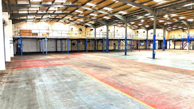 Unit 4, Sedgewick Road, Luton, Industrial To Let / For Sale - Luton Sedgewick Road 16th June 2025   42.JPG