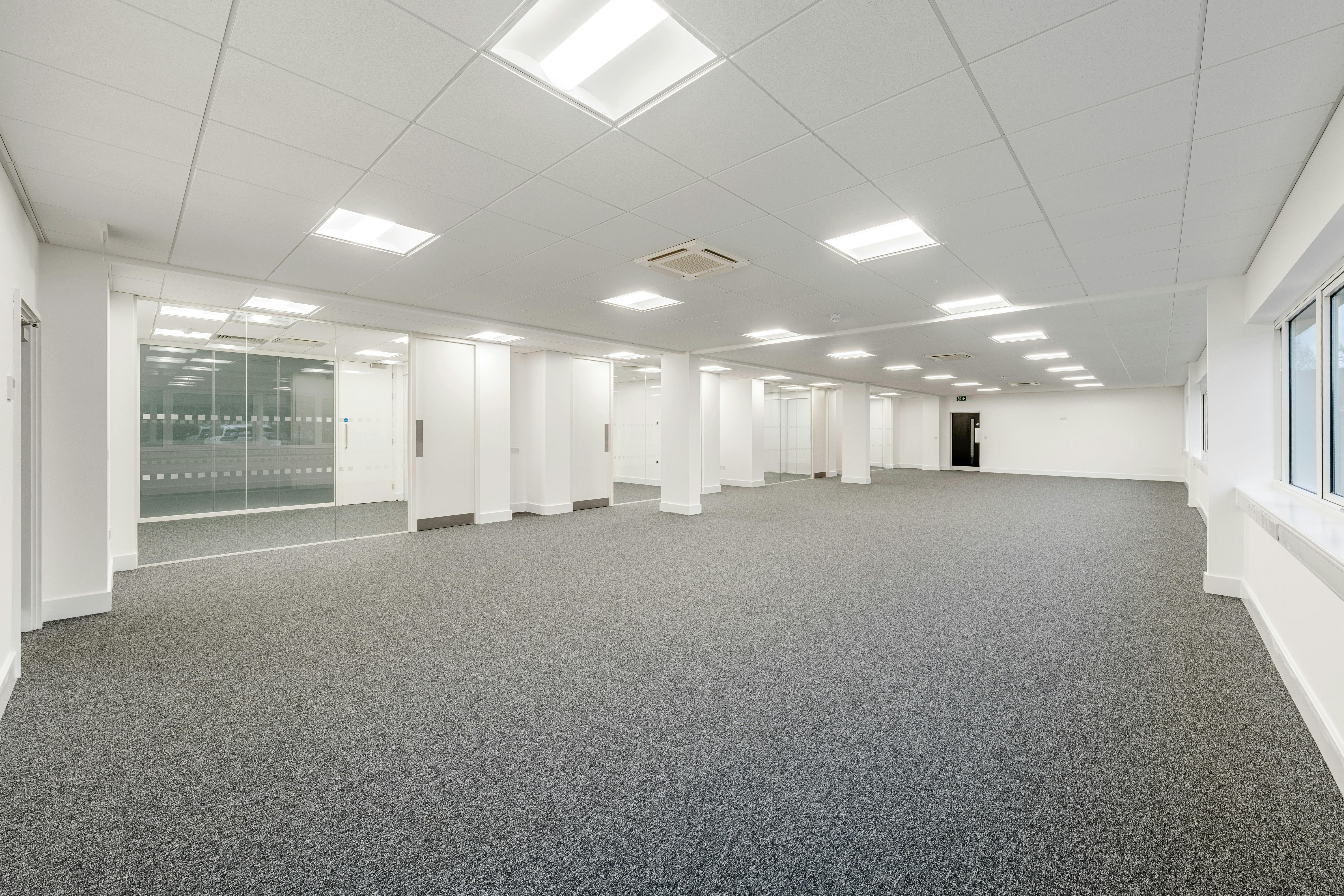 Unit 1, J4, Doman Road, Camberley, Warehouse & Industrial To Let - DSC05345.jpg