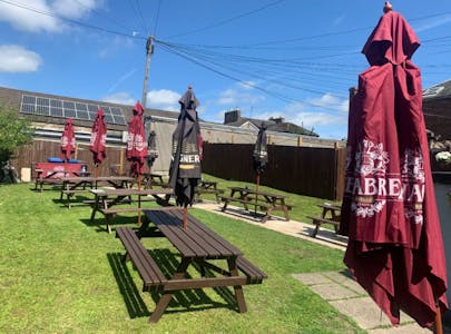 Turnkey Free of Tie Public House, Legends Bar, 75 Graham Street, Airdrie, Bar / Pub For Sale - IMG_1718.jpg