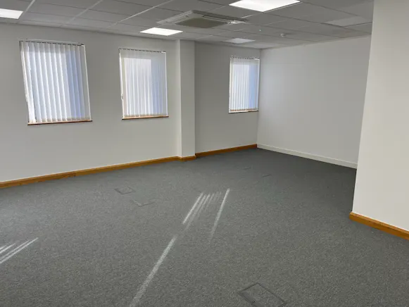 Ground Floor Offices, Unit 7 Bell Business Park, Aylesbury, Offices To Let - IMG_0080.JPEG