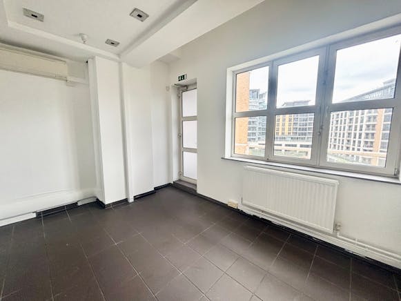 Harbour Yard, Chelsea Harbour, London, Office To Let - IMG_4689.jpeg