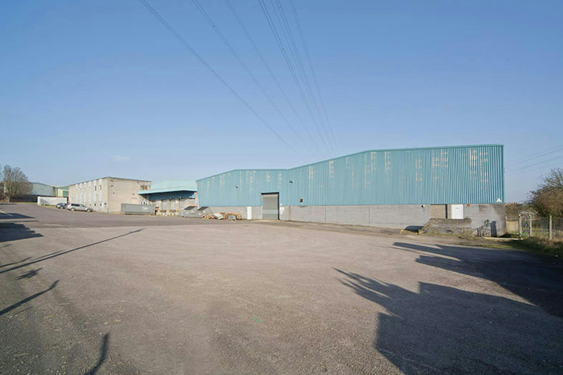 Western House, Armstrong Road, Basingstoke, Warehouse & Industrial To Let - Western House yard.jpg