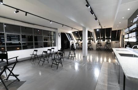 Unit 6, 36-42 New Inn Yard, London, Office To Let - 20251121_120358000_iOS.jpg