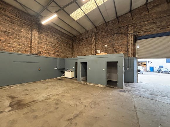 13 Scotts Road, Paisley, Industrial To Let - PHOTO-2026-04-28-09-21-51 11.jpg
