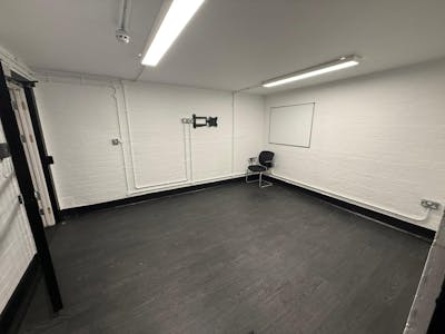 259 London Road, Benfleet, Office / Retail To Let - WhatsApp Image 2026-01-26 at 15.59.40 (2).jpeg