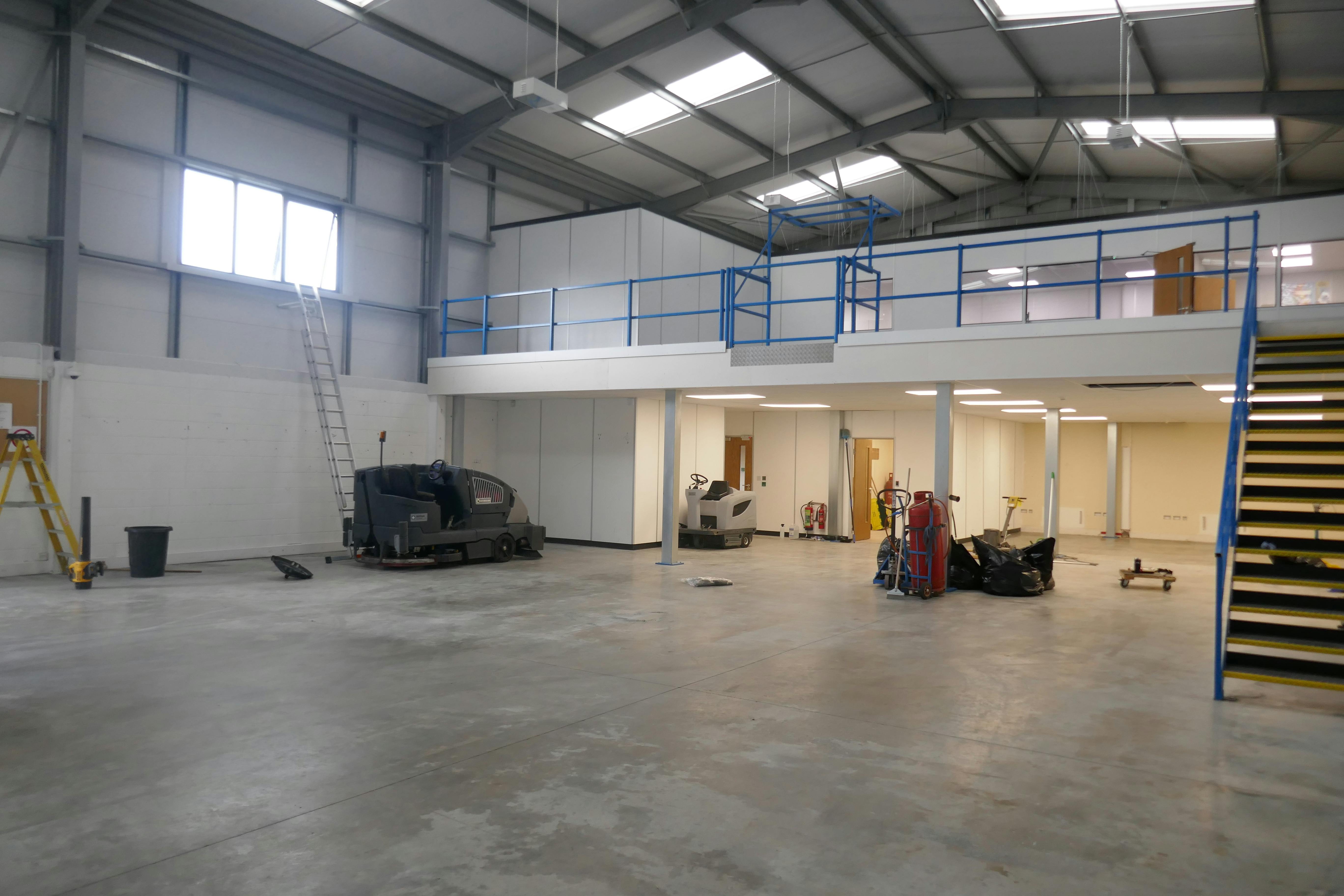 Unit 1, Parkend, Harlow, Industrial To Let - P1020961.JPG