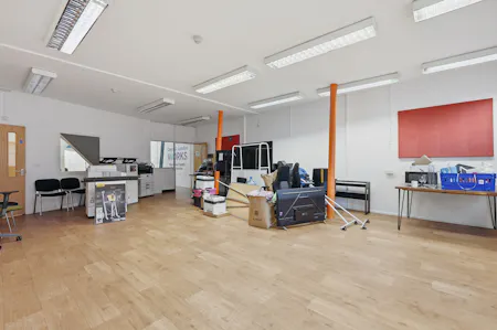 18-20 London Lane, London Fields, D1 (Non Residential Institutions) / D2 (Assembly and Leisure) / Leisure / Office To Let - img_0266.jpg