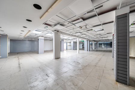 41-43, Cricklewood Broadway, London, Retail To Let - 1431540-8-69bd4c9547372.jpg