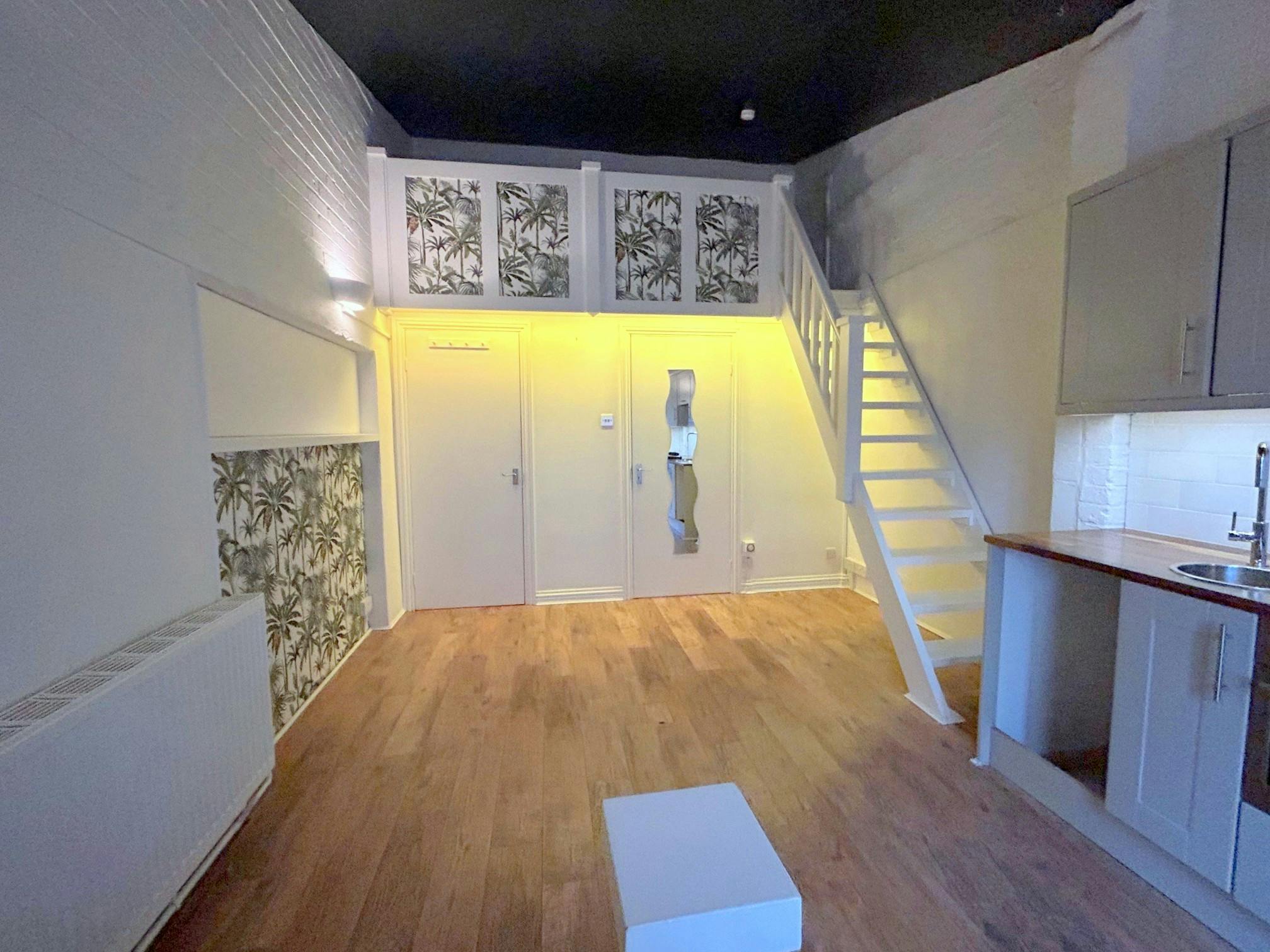 143A Arthur Road, Windsor, Office / Retail To Let - Adjoining ii.jpg