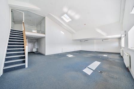 Unit 5, Eastbury Road, London, Industrial/Logistics To Let - 1273136 3.jpg