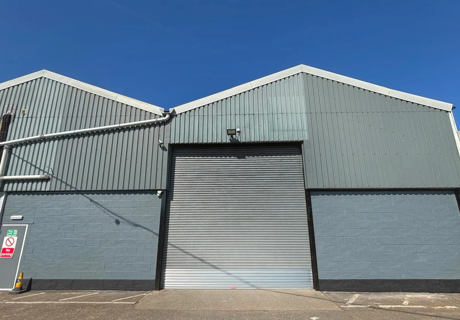Unit 32B, The Old Brickworks Industrial Estate, Romford, Warehouse & Industrial / Warehouse & Industrial To Let - Frontage 1.jpg - More details and enquiries about this property