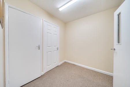 90 High Street, Sandhurst, Investment / Office / Retail For Sale - 13821835693067604883b.jpg