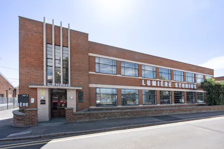 Ground Floor Lumiere, Borehamwood, Office To Let - IW-120826-STI-002.jpg