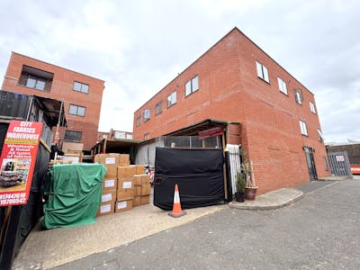 30 Sutherland Road, London, Industrial To Let - IMG_5305.jpg