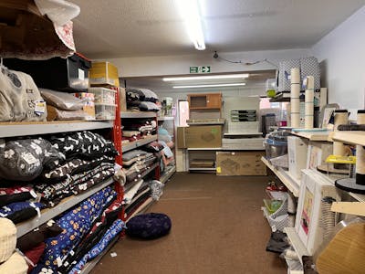 18 St. Marks Lane, Newark, Retail For Sale - IMG_3717.JPG