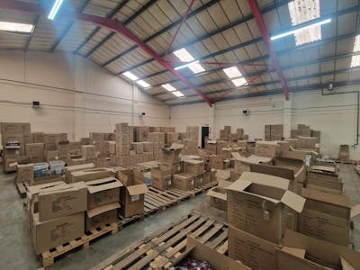 Unit 8d, Stockport, Industrial/Logistics To Let - 20250729_104036.jpg