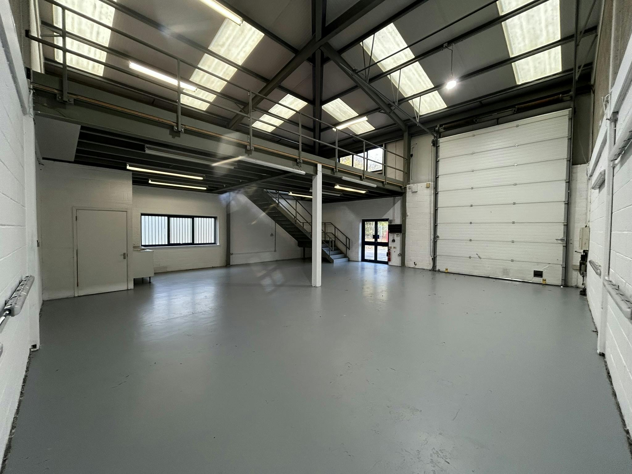 Unit 9 Star West, Westmead Industrial Estate, Swindon, Industrial To Let - IMG_6748.JPEG