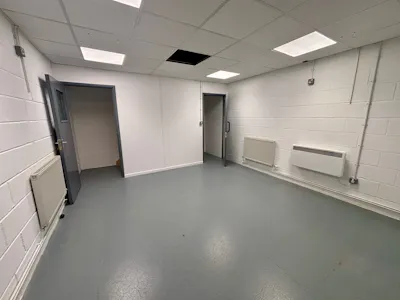 Unit 11b, The Courtyard, Llandarcy, Industrial / Office To Let - 2.jpg