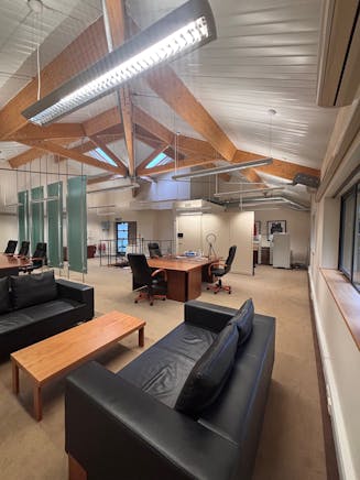 6 The Sanctuary, Ham Green, Office For Sale - IMG_9155.jpeg