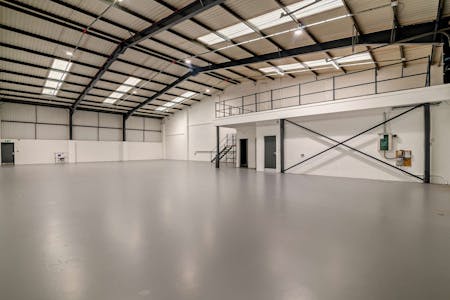 Unit 10, Meadowbrook Park Trading Estate, Sheffield, Industrial/Logistics / Warehouse To Let - 1.jpg