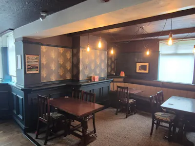 496 Oldham Road, Manchester, D1 (Non Residential Institutions) / Leisure / Office / Retail To Let - 20260817_124316.jpg