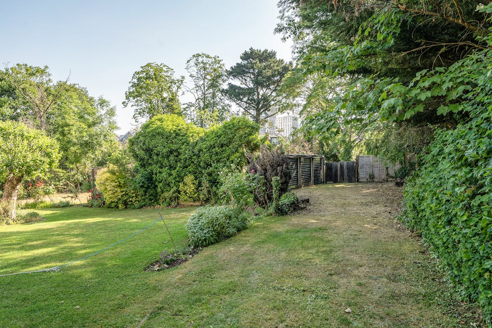 17/19 Roxborough Park, Harrow, Land / Open Storage For Sale - 1463630-3-6a16a9503e2e1.jpg