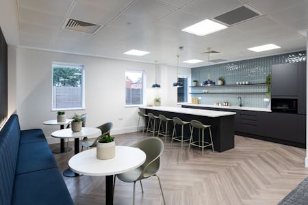6 Bell Street, Maidenhead, Office To Let - 6 Bell St27.jpg