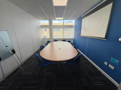 Goldfinger House, 245 Cranmore Boulevard, Solihull, Office To Let - Photo 30-06-2026, 16 30 38.jpg