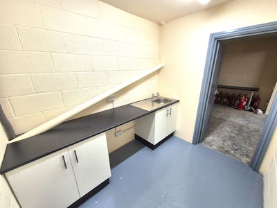 Unit 4, Woodpecker House, Brookfield Industrial Estate, Glossop, Industrial/Logistics To Let / For Sale - 20250728_095208.jpg