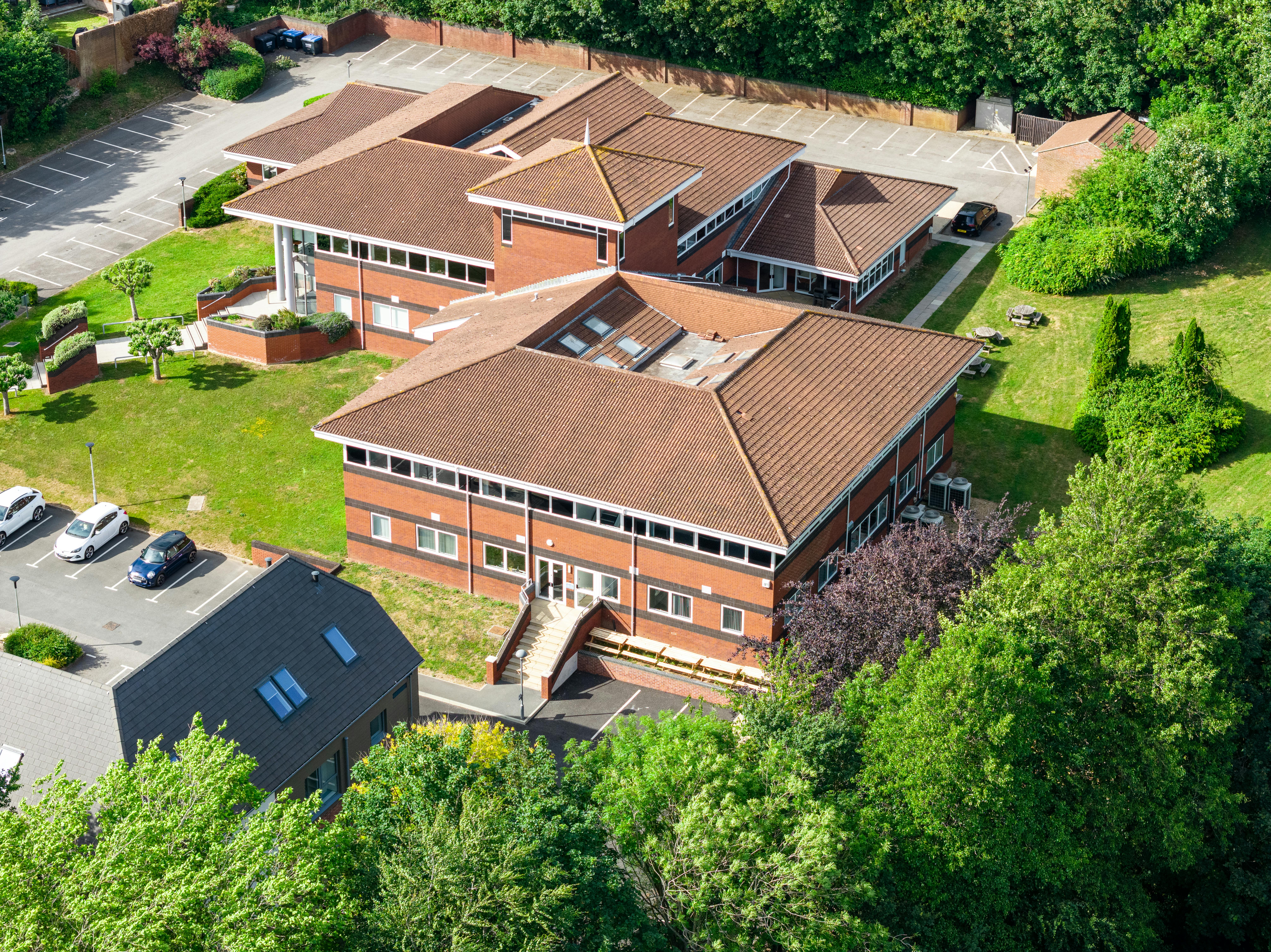 Office in Fareham - photo 3