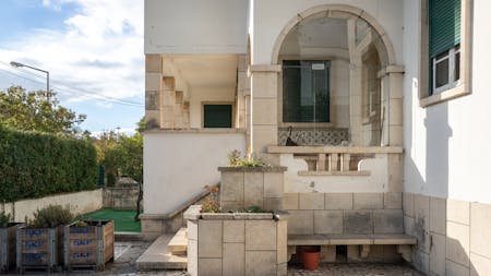 Moradia Casa Branca - Restelo, Rua Fernão Mendes Pinto 42, Lisboa, Office To Let - Fachada_005.jpg