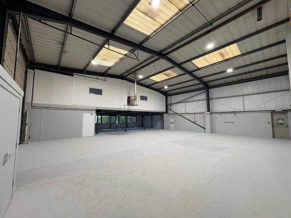 7 Wedgwood Road, Bicester, Industrial To Let - IMG_2462.jpg
