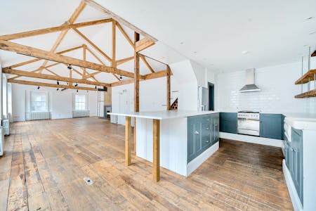 5 Standard Place, London, Office For Sale - 137430266916e6df75e2e.jpg