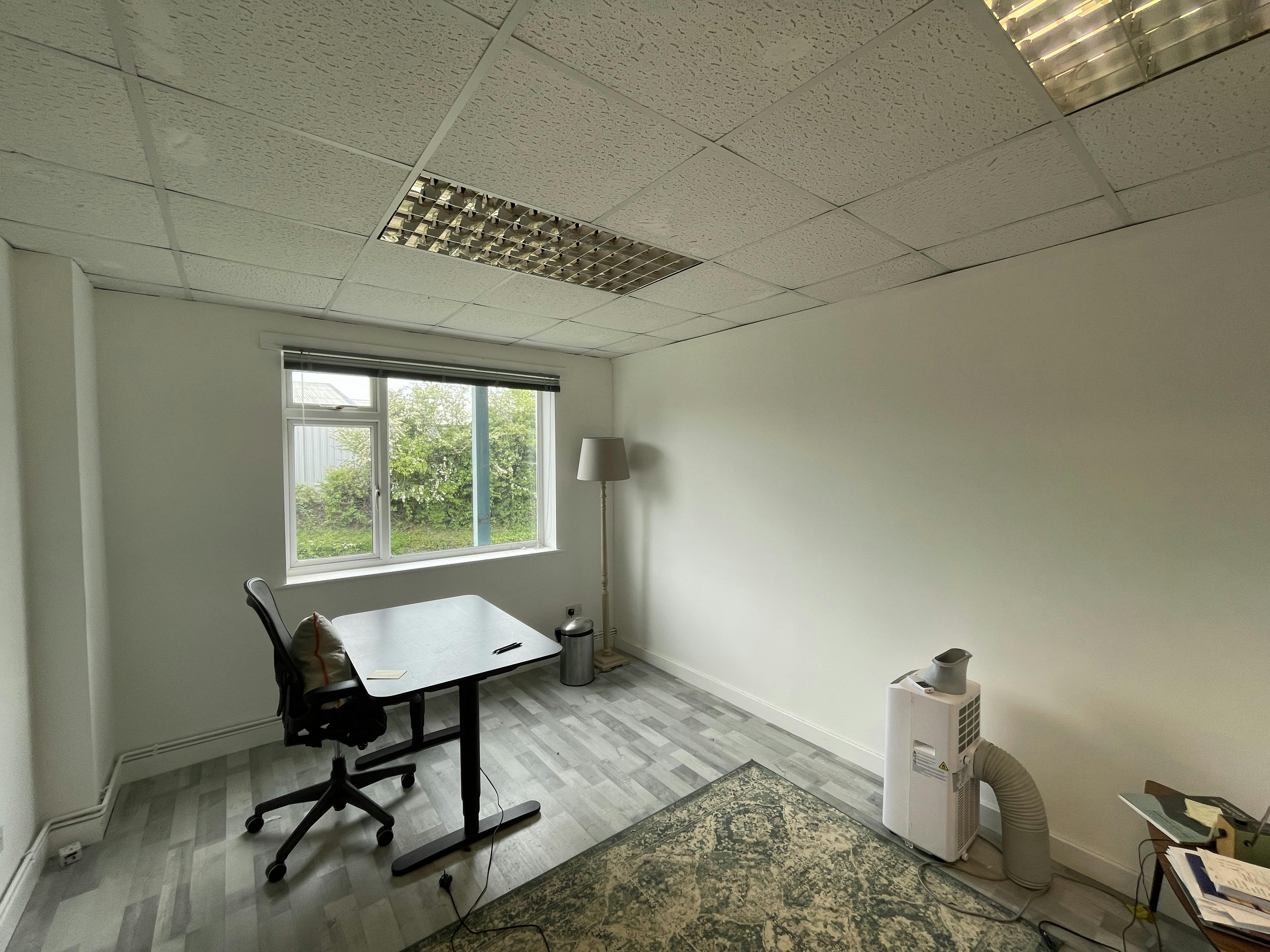 C6 Station Yard, First Floor Office, Thame, Office To Let - IMG_3871.JPG