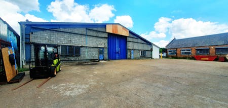 Unit 36, Bates Road,, Romford, Industrial / Warehouse To Let - 20230816_121416  Edited.jpg