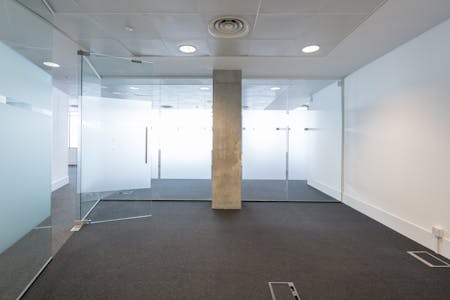 30 Nile St., London, Office To Let - Meeting Room