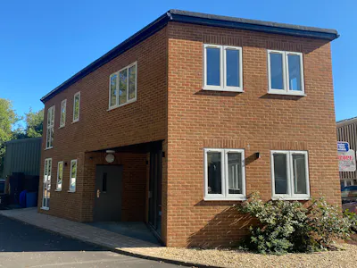 Unit 3a Betchworth Works, Crawley, Business Units / Industrial For Sale - WEB IMG_8423.JPG