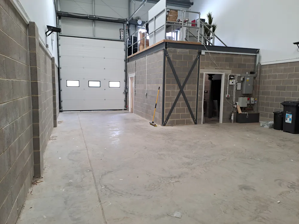 Unit 28 Oakhurst Business Park - 20260723_122323.jpg