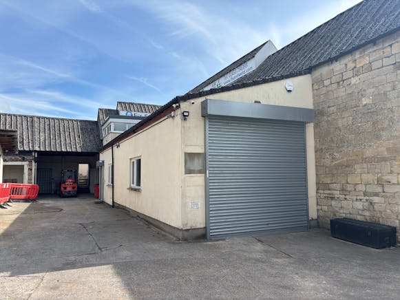 Storage Facility, 200 Westward Road, Stroud To Let - Ext 1.jpg
