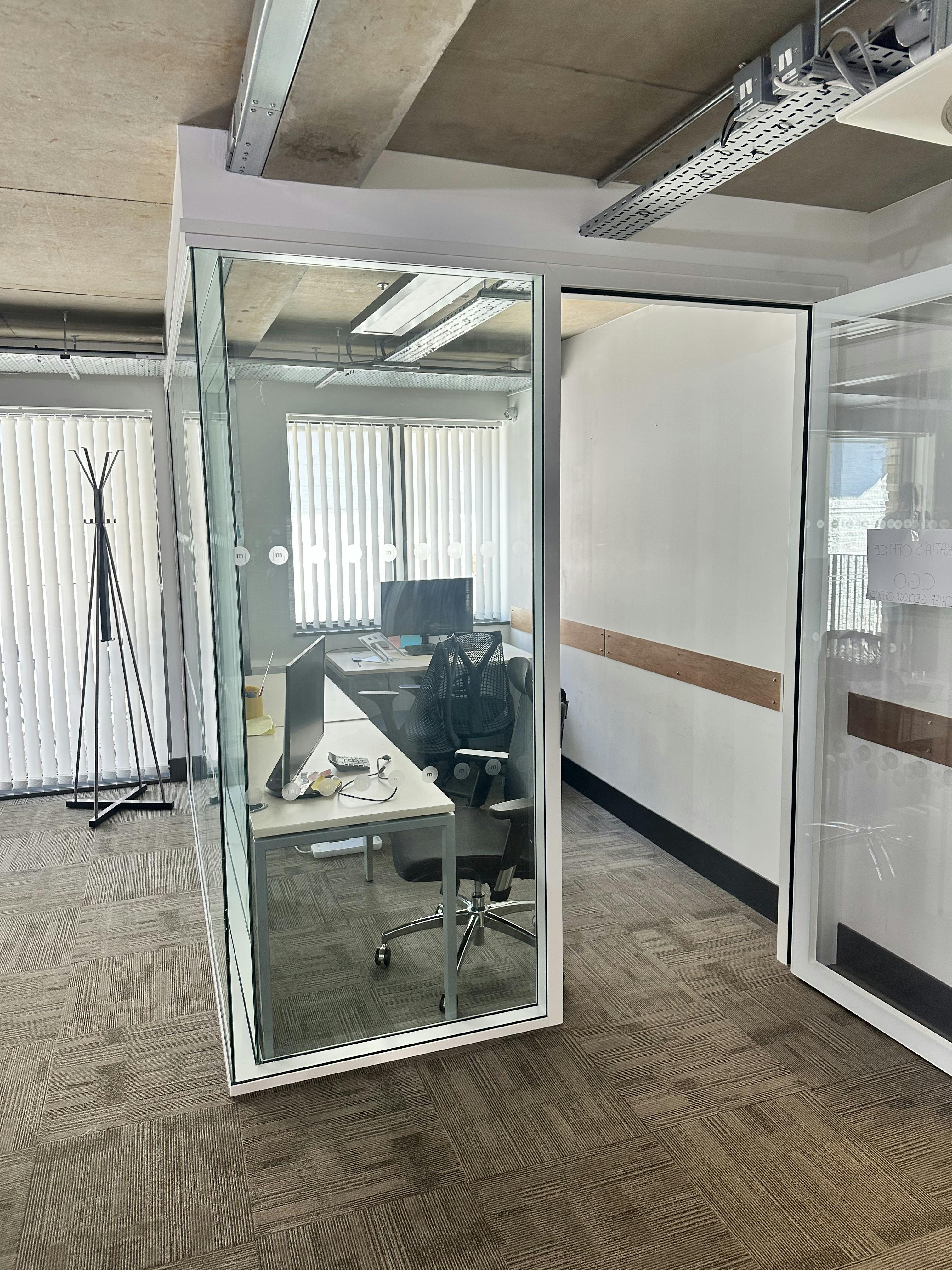 First Floor, The Works, Chiswick, Office Lease Assignment - 6746B6FA6F104F149109C4244DCBA066.jpeg