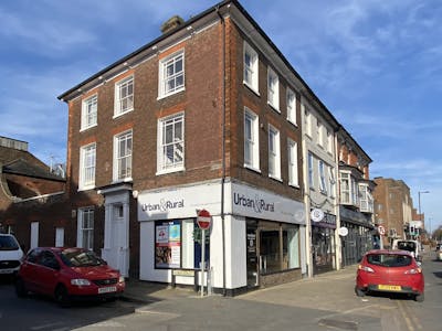 39 High Street North, Dunstable, Investment - Mixed use / Investment - Residential / Investment - Retail & Leisure / Mixed Use For Sale - Image 2