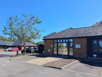 Unit 12 Diddenham Court, Reading, Office To Let / For Sale - 20240816_114411.jpg