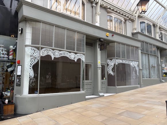 Unit 8-9 Grand Arcade, Leeds, Leisure / Retail To Let - external 1.jpg
