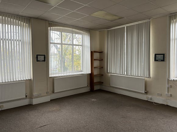 Weighbridge House, Kemys Way, Swansea, Offices To Let - IMG_0880.jpg