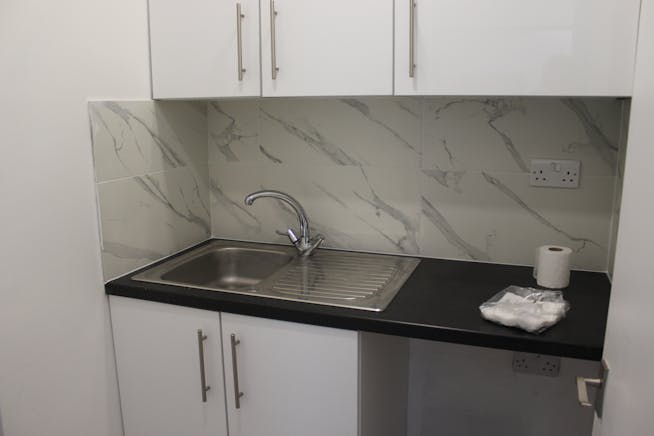 Unit D, Circle Line House, Harlow, Industrial To Let - IMG_0617.JPG