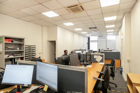 168 Finchley Road, London, Office To Let - 1513065 (5).jpg